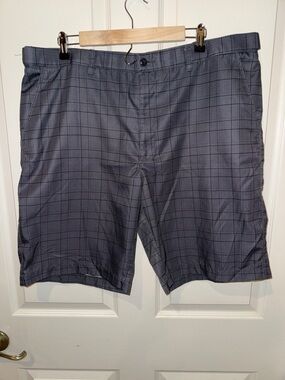 PGA Men's Gray Plaid Performance Shorts